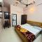Shree Raj Homestay AC Room - Ayodhya