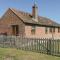 Wood Farm Stables - Sleeps 6-8 - Beccles