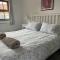 Wood Farm Stables - Sleeps 6-8 - Beccles