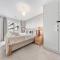 Stylish 2-BR in Colindale, London Next to Wembley, London Museum and Underground Station - Colindale