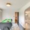 Centrally Located Omaha Home with Spacious Yard! - أوماها