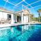 The Pool House - Private, Heated Pool - Elwood Park
