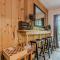 Romantic Tip Top Hideaway, BOOK 2 NIGHTS GET 1 NIGHT FREE - Stovall Mill