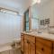 Romantic Tip Top Hideaway, BOOK 2 NIGHTS GET 1 NIGHT FREE - Stovall Mill