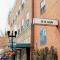 1930s Building on Main St Apt 211 Downtown - Klamath Falls