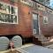 Retro by the Bay Close to Beach Eglin PetFriendly - Freeport