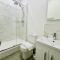 Flat 4 Contractor, Professional, Gloucester Quays - Gloucester