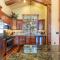 Compass Luxury Lodge - Access to HOA and Free Shuttle! - Truckee