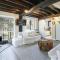 Waterfront Getaway, Pet Friendly & 1 Night Stays!