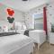 4 Bedroom- 2 Bathroom Manors Westridge 411 Ld