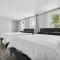 Spacious 4BR 2BA Minutes from the Falls & Casino - Niagara Falls