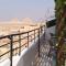 Pyramids High View Inn - Giza