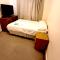 Glasgow Central - Entire house - Free Parking , Free super fast Wifi , Private garden & Parking security - Govan
