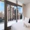 HausReserv at Paramount Midtown Hotel - Infinity Pool with Burj Khalifa View - Luxury Apartments - Dubaj