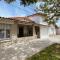 Casa Miriam - Casa En Miramar Para 4 PAX Con Cochera - Hola Sur