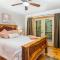 Amazing Creek View Cabin w/ Hot Tub, Firepit & Pool Table - 埃利杰