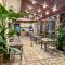 Arial Penthouse Suites