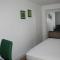 Modern 2-BR Basement Apartment - 列治文山
