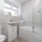 Large 6BR Home Central Leamington Spa Driveway WiFi - Leamington Spa