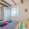 Holiday Home Rustic - Two Bedroom Holiday Home with Private Pool - Crivac