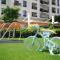 Elegant 2BR Golf View Oasis with Maids Room in Yas Island - Yas Island