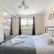 Elegant & Cosy 3BR Home Near Ipswich City Centre