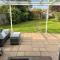 Prime Location - house with secure garden - Iford