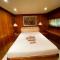 Imbarcazione Luxury CANADOS 86 FLY