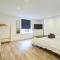 Luxury 2 Bed Apartment with Stunning Sea View Steps from Old Town and Dreamland