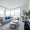 Modern 3BR Riverside APT w Parking near Shops and Park - Брісбен