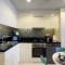 2BR Sky High Floor at Aykon Tower C Business Bay by Vibel - Dubaj