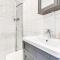 LUXaway 2BR Kensington with AC - Sleeps up to 11 - Londýn