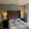 Two the Manor Born 3 bedroom house