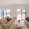 Coral Bay Beach House Apartment
