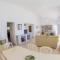 Coral Bay Beach House Apartment