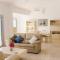Coral Bay Beach House Apartment