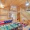 Deadwood Cabin with Foosball Table, Near Sanford Lab - Дедвуд