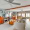 Lovely Coastal Home By Delaware Bay Walk to Beach - Fortescue