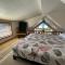 Oceanfront Cabin 3 w Jacuzzi & Impressive Views