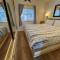 OceanFront Cabin 10, Jacuzzi & Breathtaking Views
