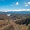 A Treehouse View Over Lake - Roundhill