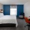 Holiday Inn Express Hotel and Suites Marysville by IHG