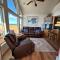 Ocean Front Cabin 15, Jacuzzi & Sensational Views