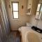 Ocean Front Cabin 15, Jacuzzi & Sensational Views - Smith River