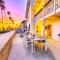 Beachside Oasis in Newport Beach Steps to Balboa Park, Pier, and The Fun Zone! - Newport Beach