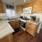 Modern Ocean Cabin 27 Stylish Kitchen & Jacuzzi