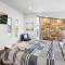 Beecheyana North - Beach Villa with heated pool
