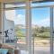 6-35 Esplanade - Beachfront - No Linen Included