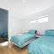 Oceans View - Luxury Apartment with ocean views