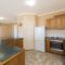Sea Change - Spacious Family Holiday Accommodation Pet friendly